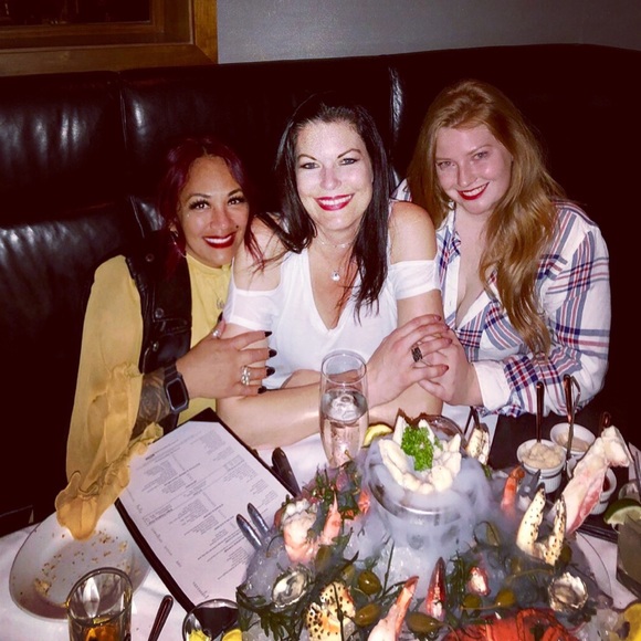 Meet your Posher, Cat - Picture 6 of 8